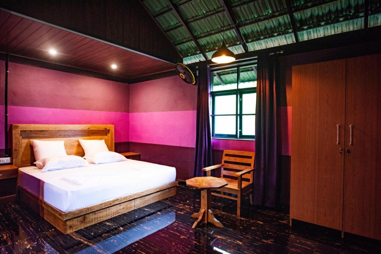 Stone Hills Hotel Kannur Buitenkant foto