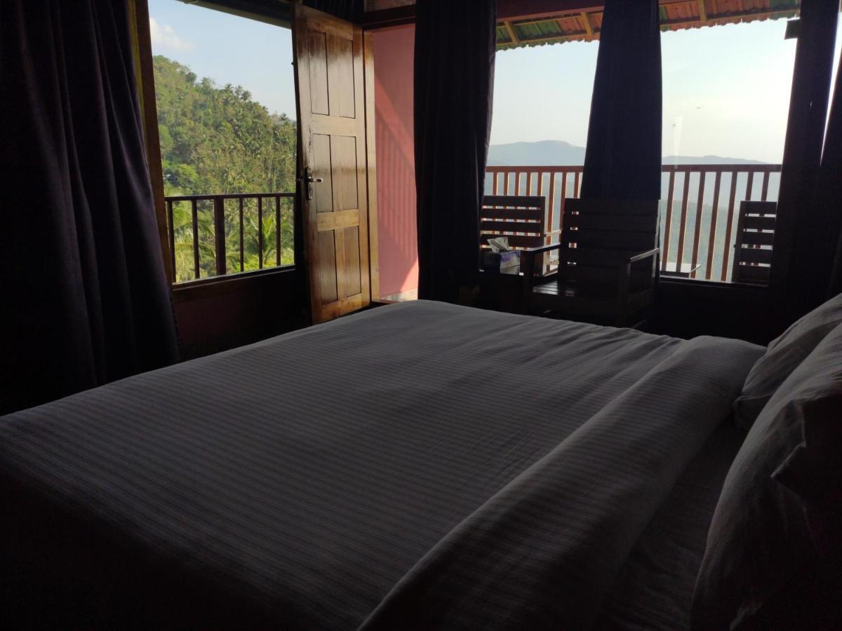 Stone Hills Hotel Kannur Buitenkant foto