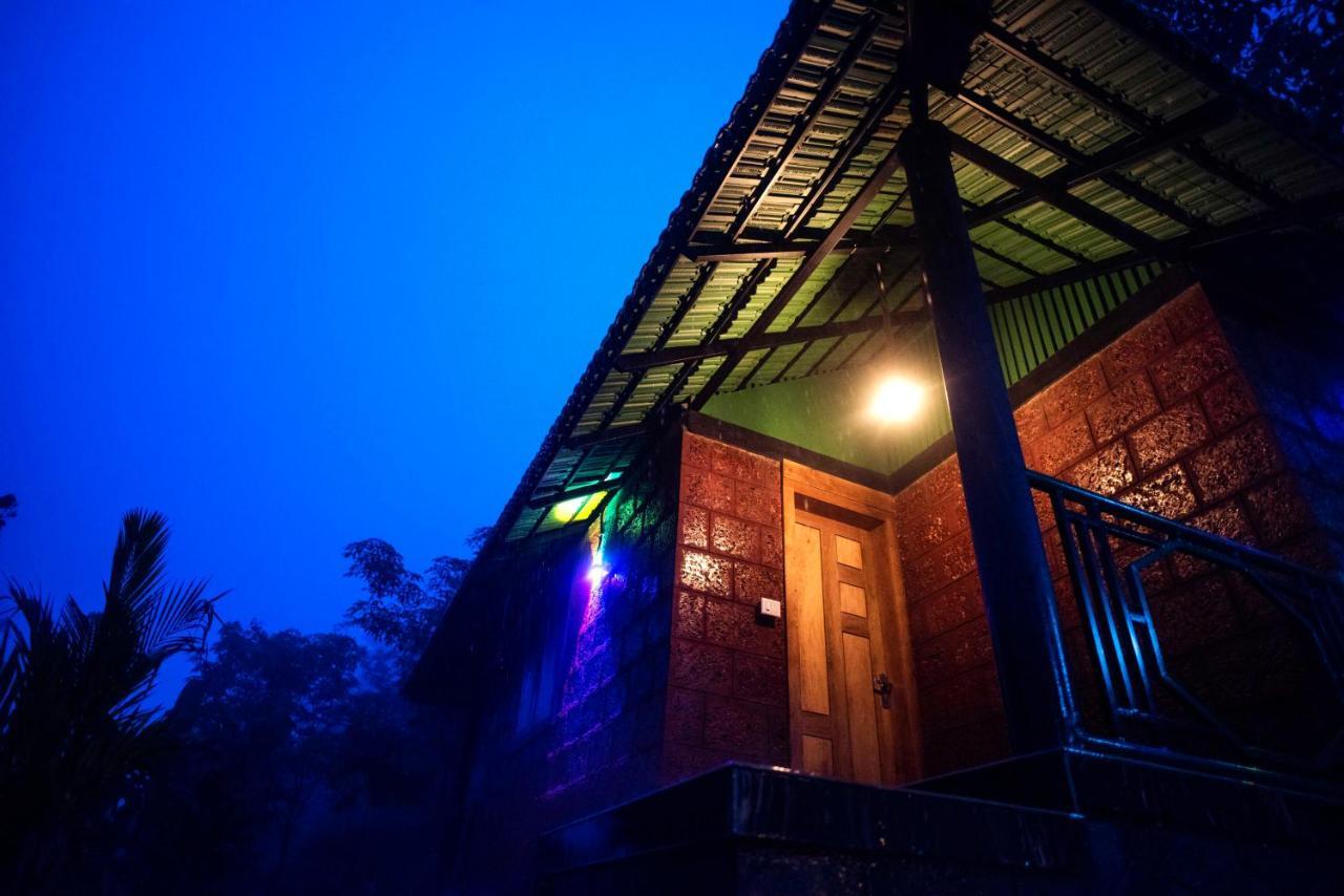 Stone Hills Hotel Kannur Buitenkant foto