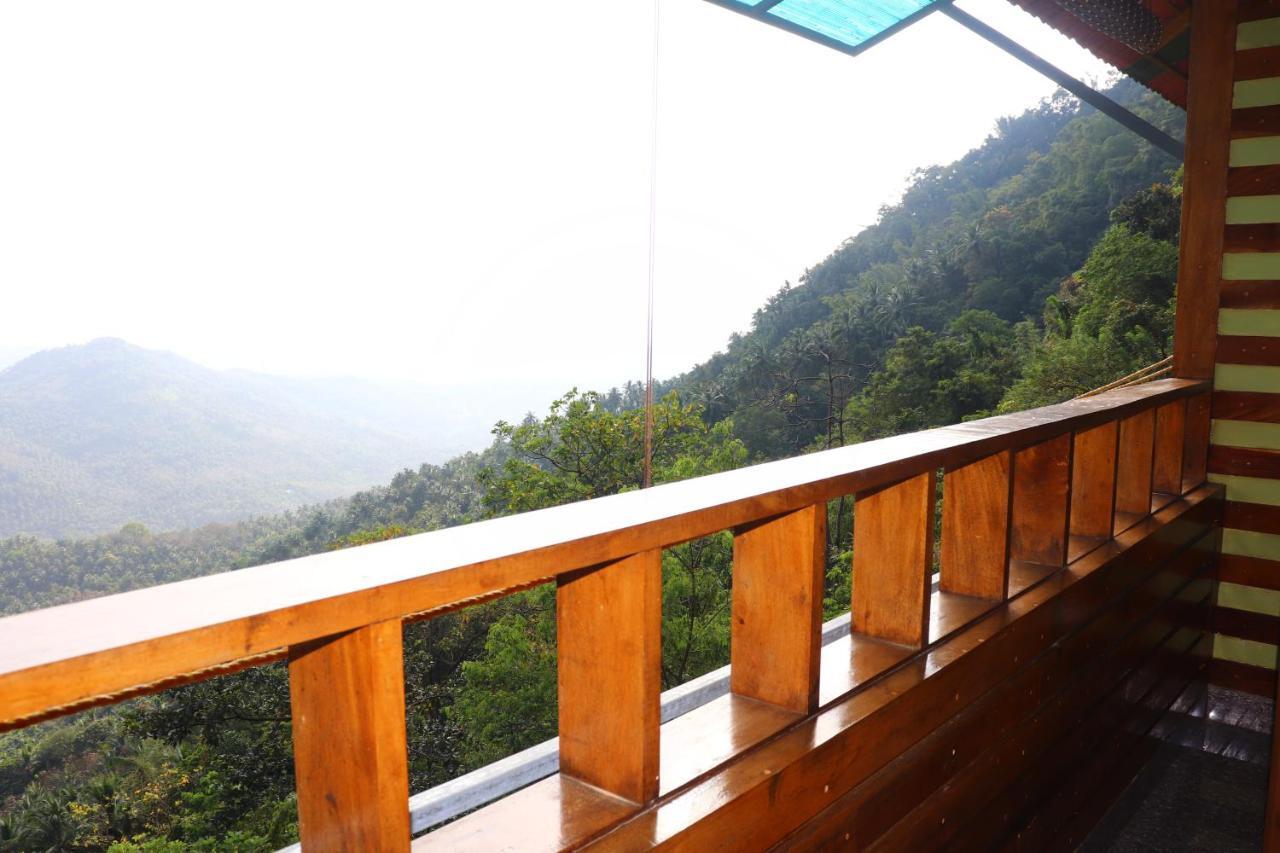 Stone Hills Hotel Kannur Buitenkant foto