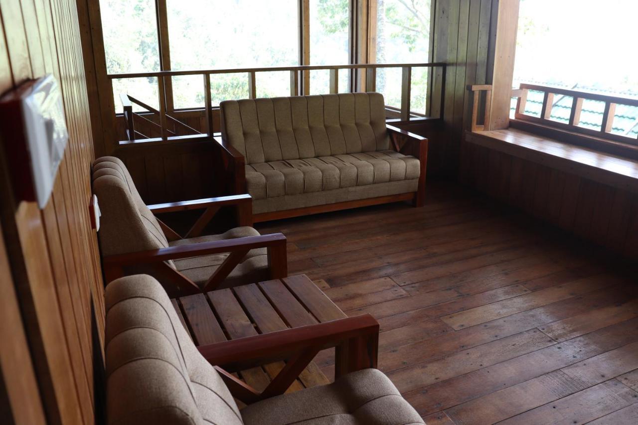 Stone Hills Hotel Kannur Buitenkant foto