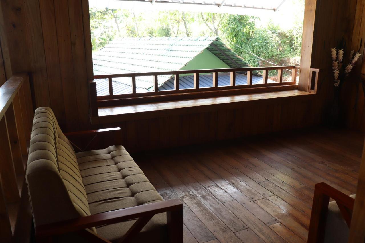 Stone Hills Hotel Kannur Buitenkant foto