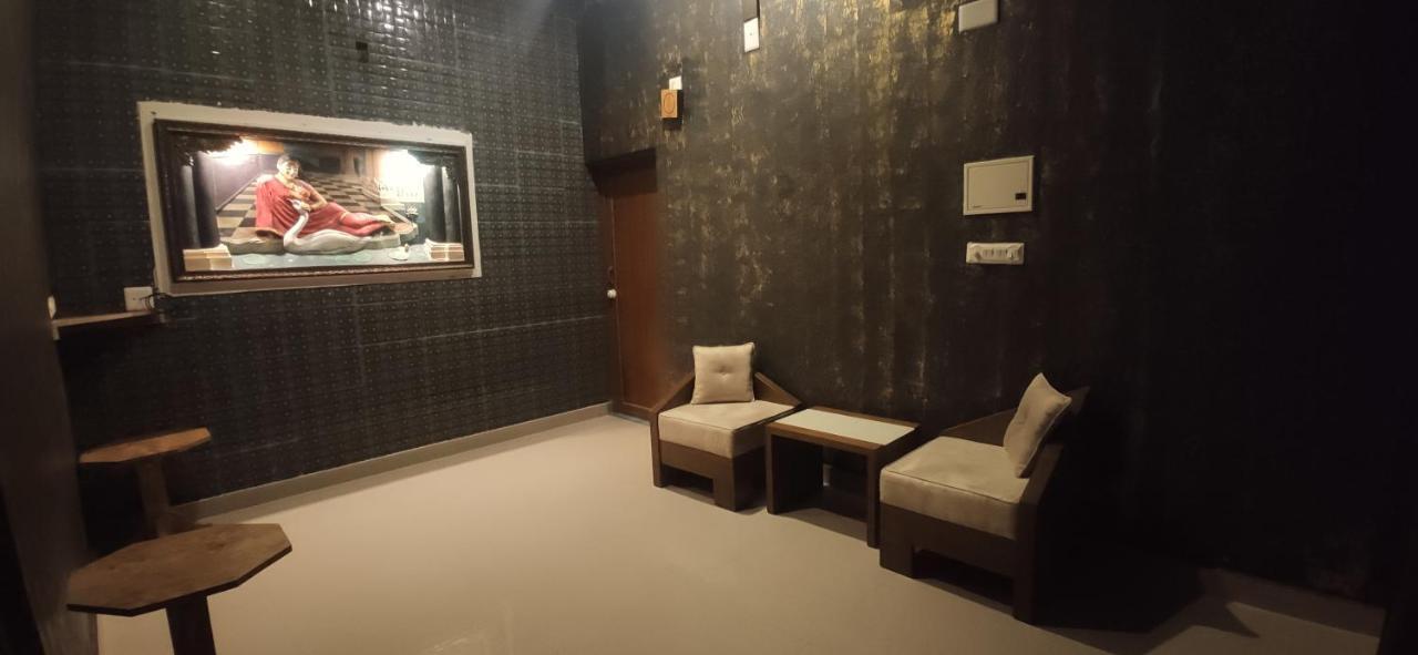 Stone Hills Hotel Kannur Buitenkant foto